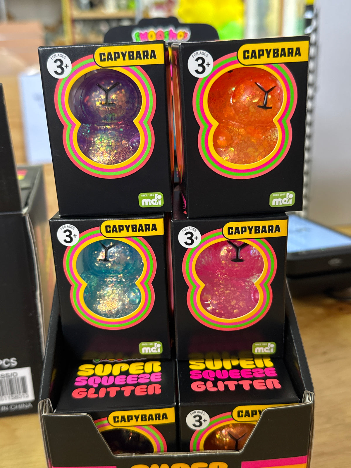 Smooshos Capybara Glitter Super Squeeze – Sensory Fidget Toy