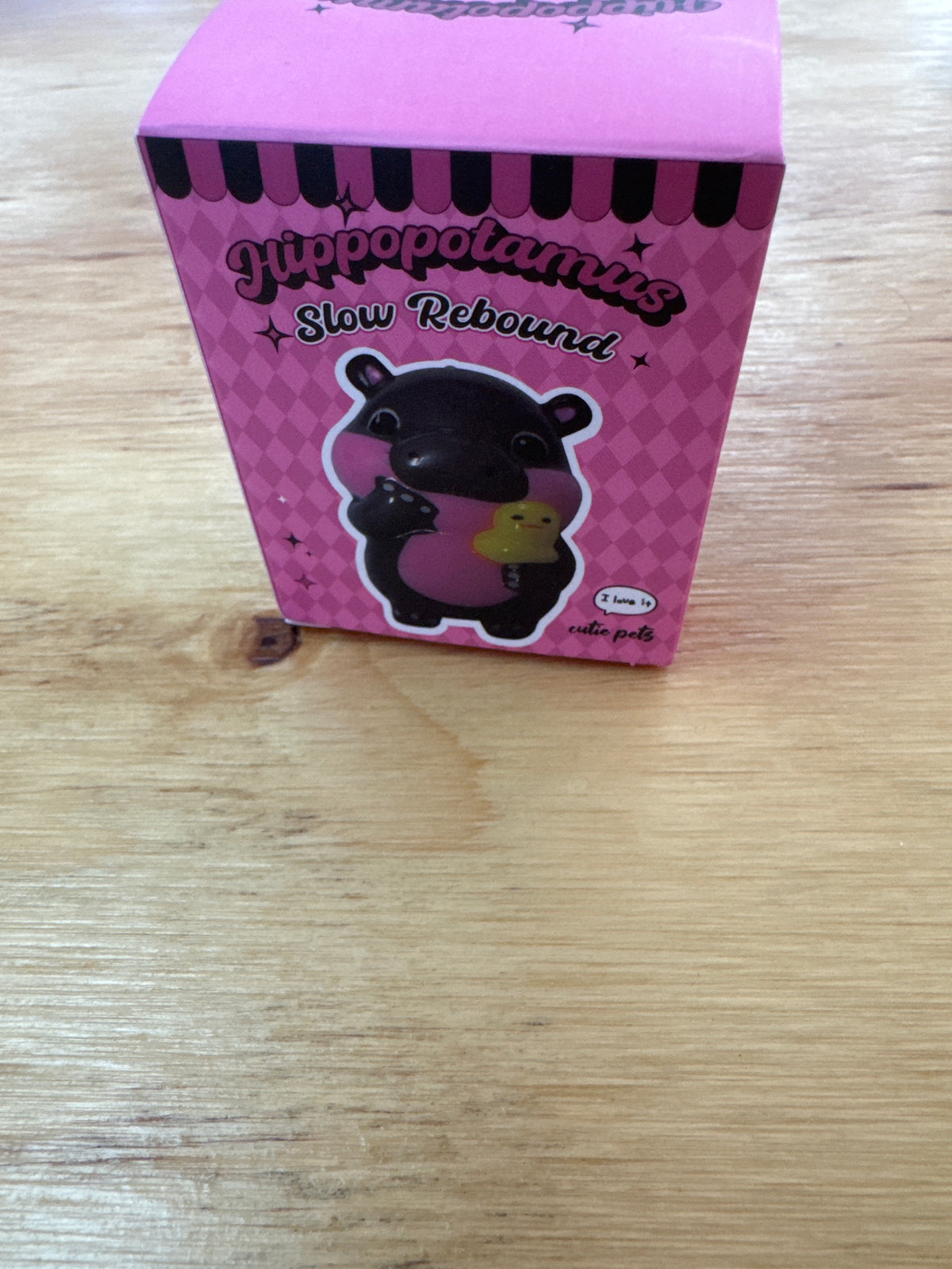 SQUISHY BLIND HIPPO FAMILY ASSORTED